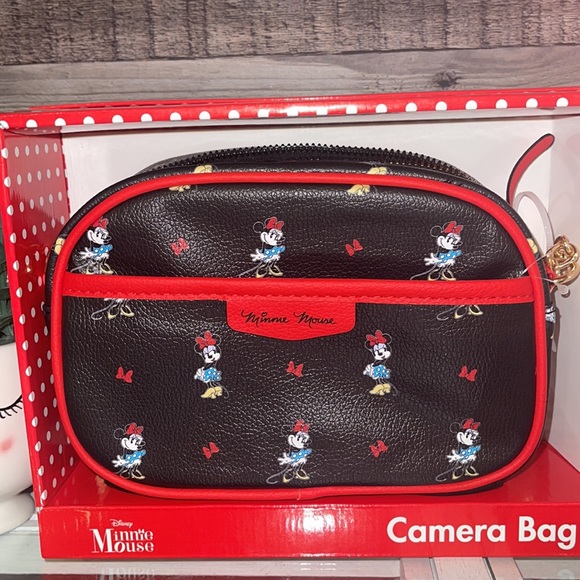❤️NEW!!!❤️ Minnie Mouse Camera Bag & Dangle. Excellent gift for any ages. - Picture 3 of 5